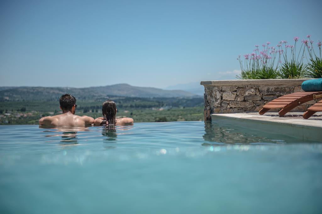 Listen To Nature In A Renovated Traditional Hilltop Villa Liodosifis With Heated Pool Paidhokhorion الغرفة الصورة